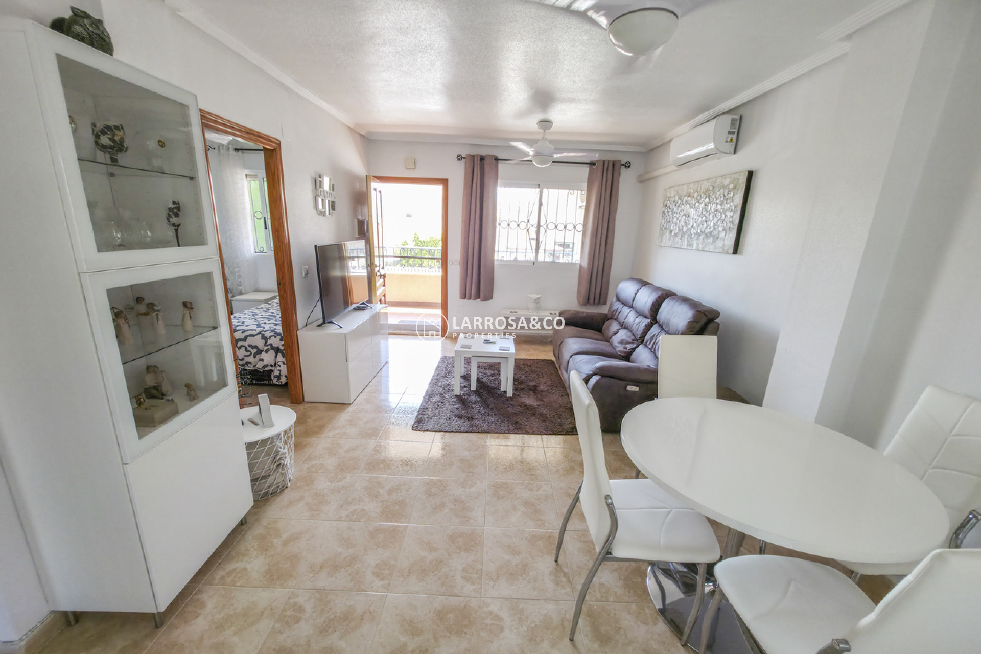 Resale - Apartment - Villamartin - Costa Blanca