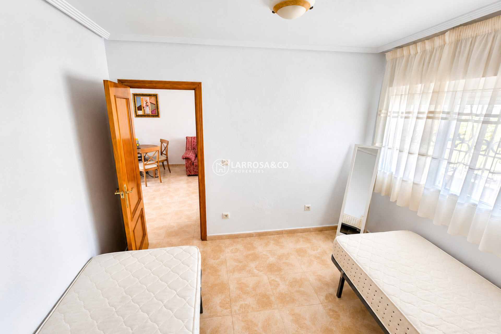 Resale - Apartment - Villamartin - Costa Blanca