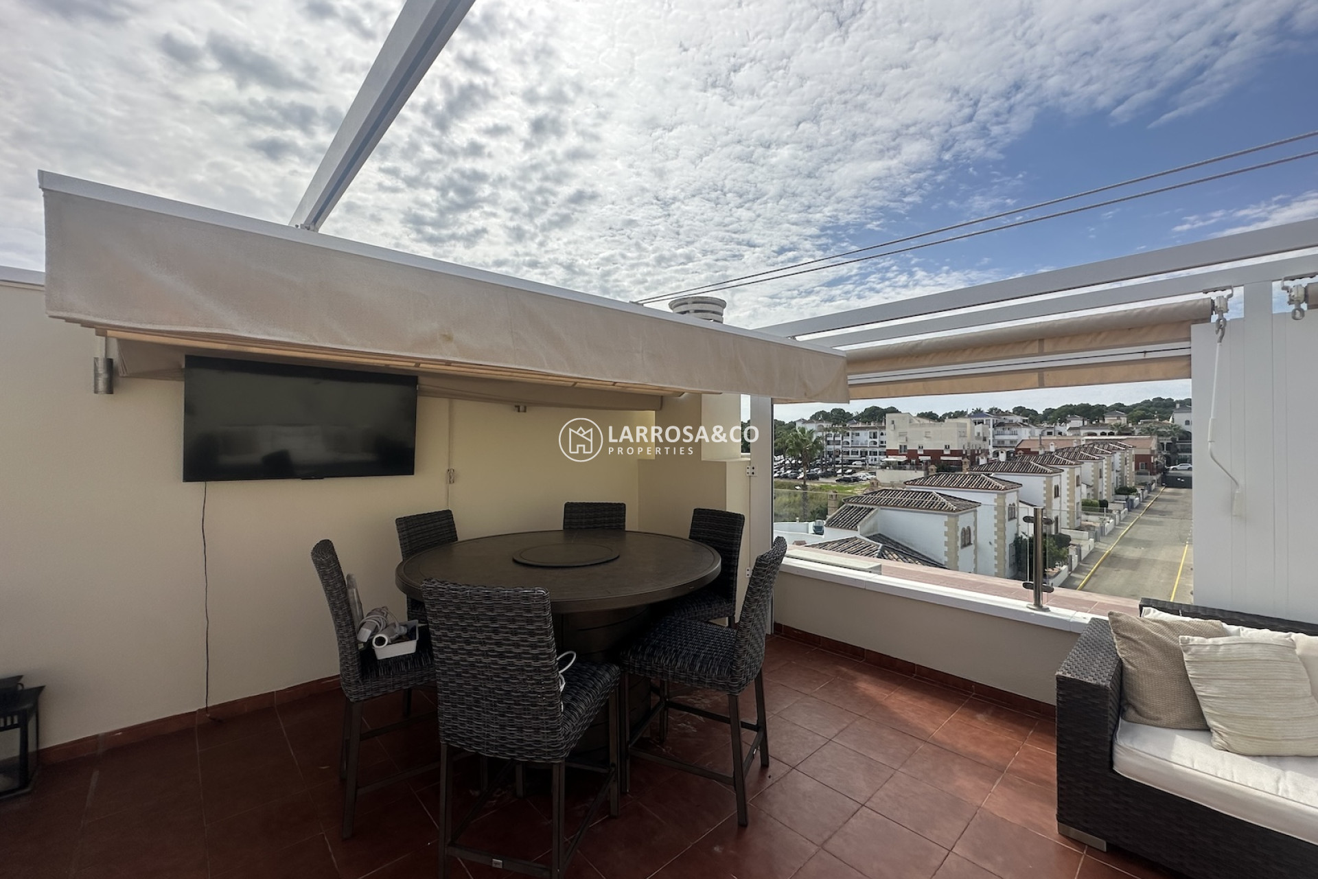 Resale - Apartment - Villamartin - Costa Blanca