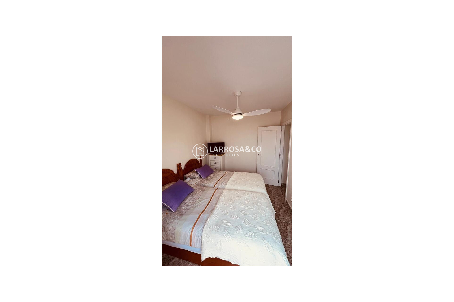 Resale - Apartment - Villamartin - Costa Blanca