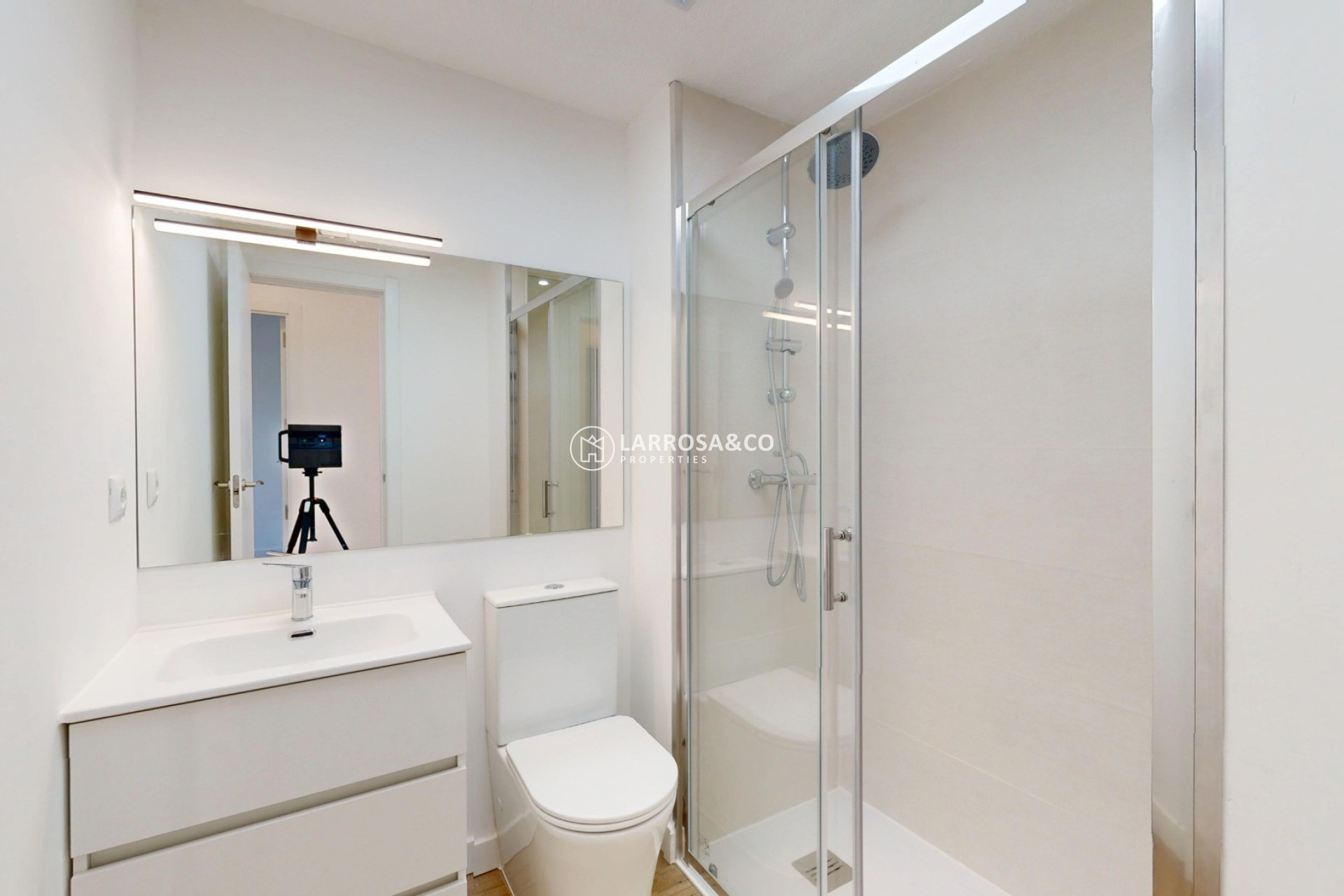Resale - Apartment - Villamartin - Costa Blanca