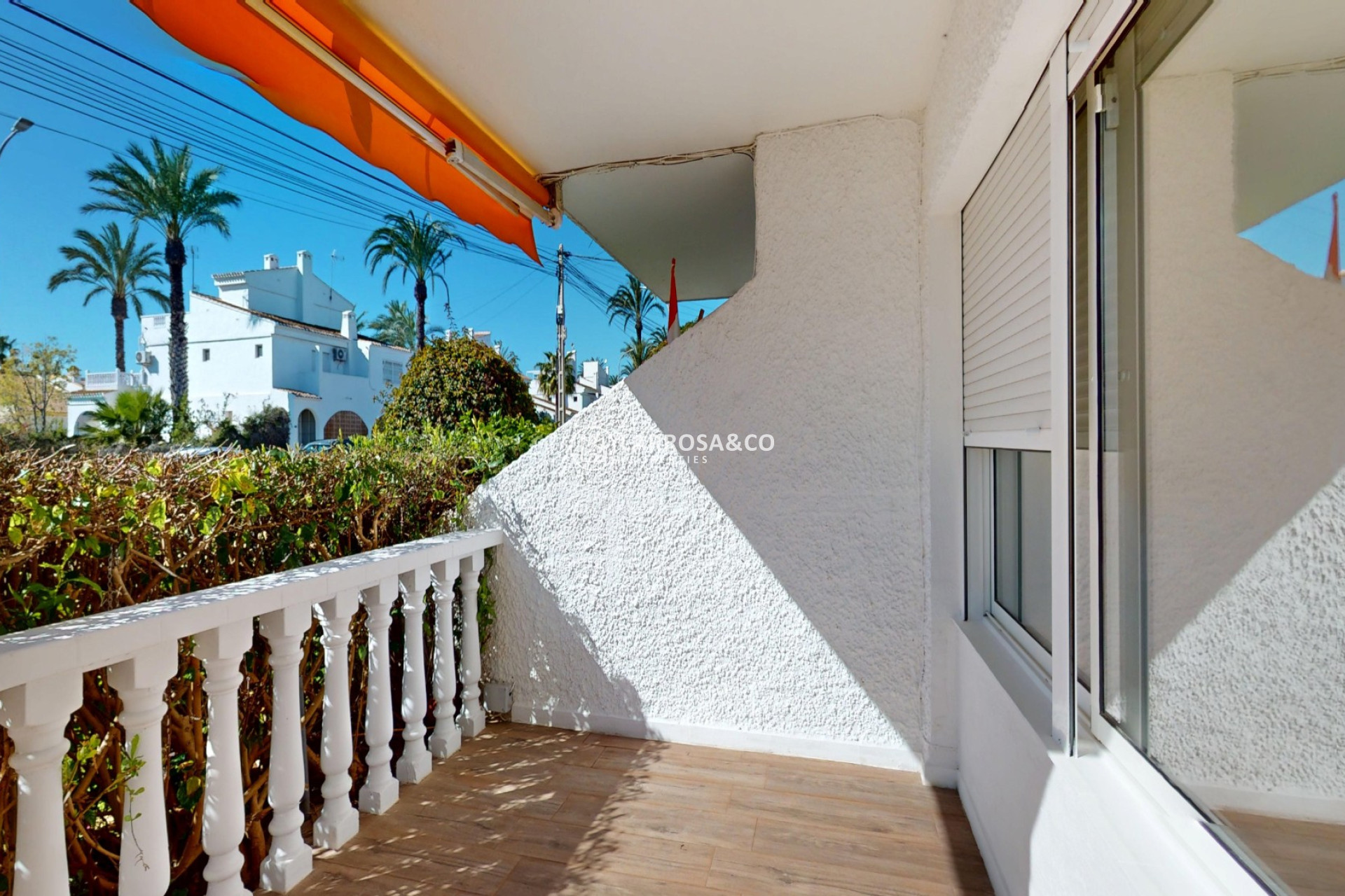 Resale - Apartment - Villamartin - Costa Blanca
