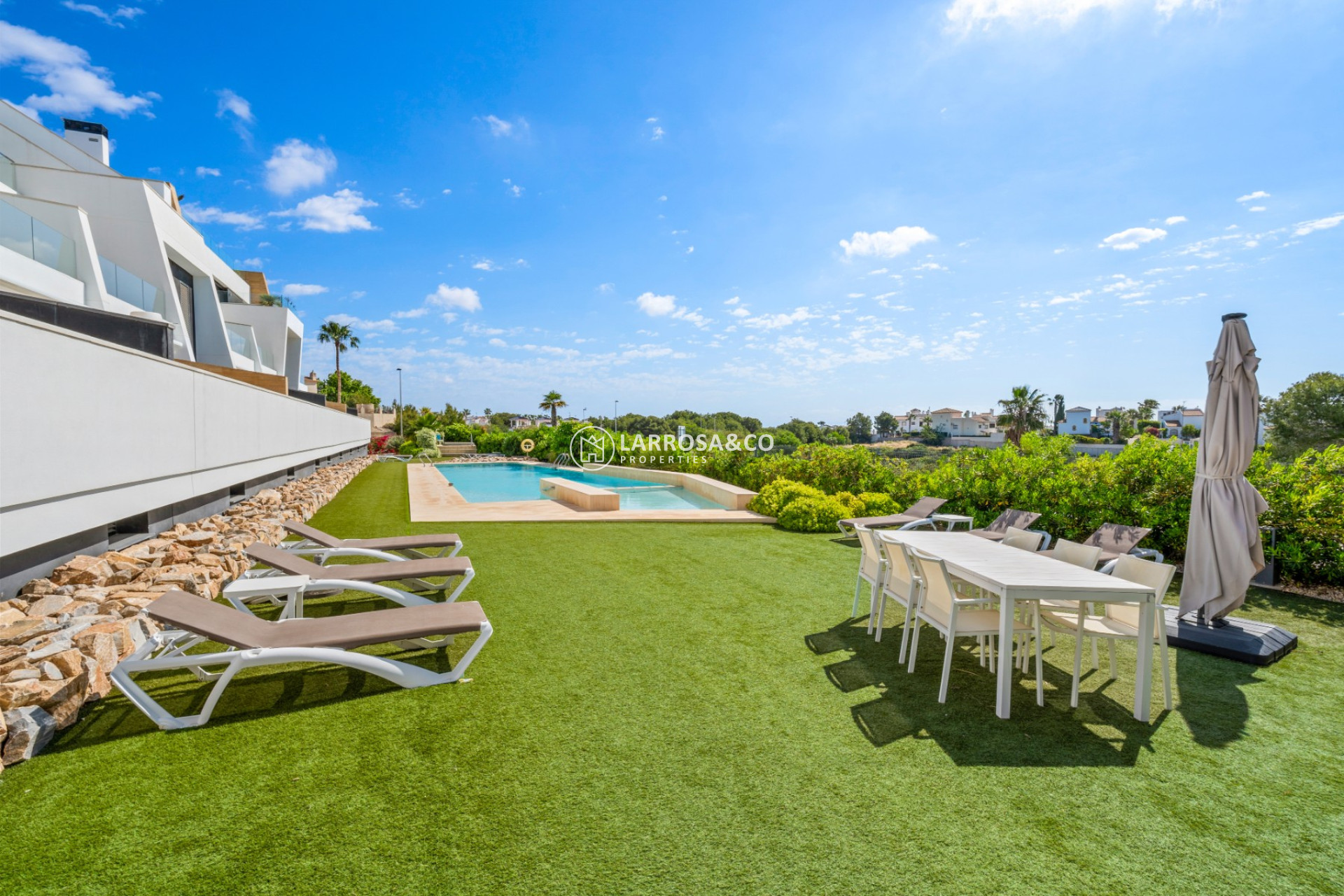 Resale - Apartment - Villamartin - Costa Blanca