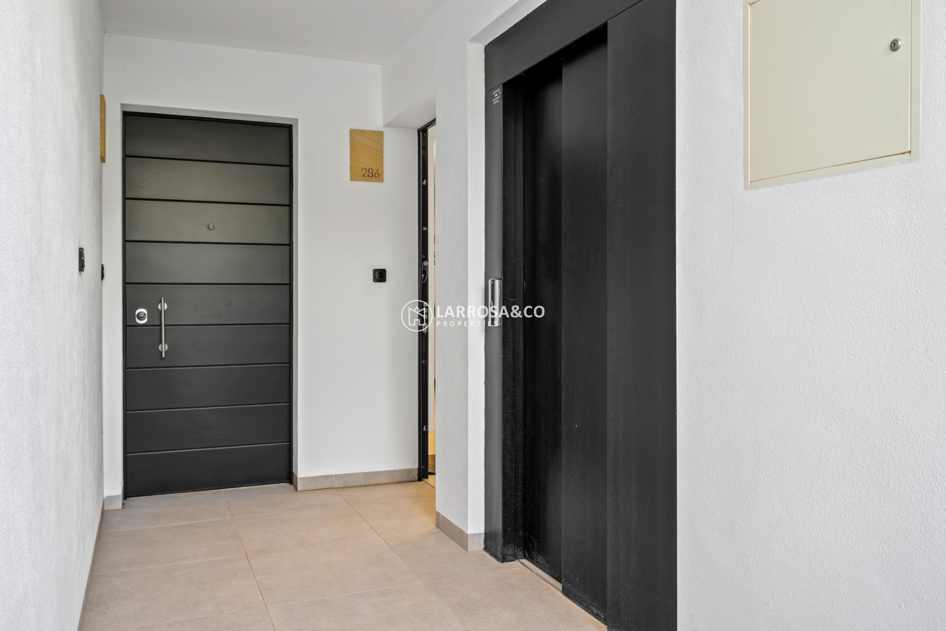 Resale - Apartment - Villamartin - Costa Blanca