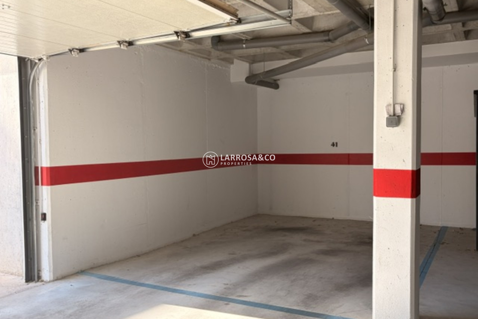 Resale - Apartment - Villamartin - Costa Blanca