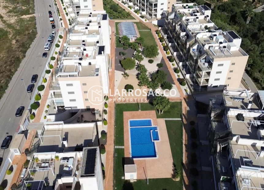 Resale - Apartment - Villamartin