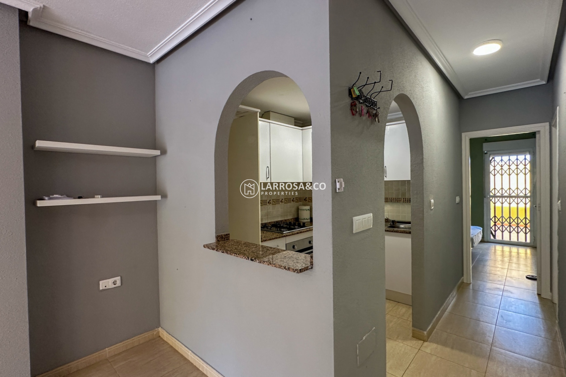 Resale - Bungalow - Daya Nueva - Costa Blanca