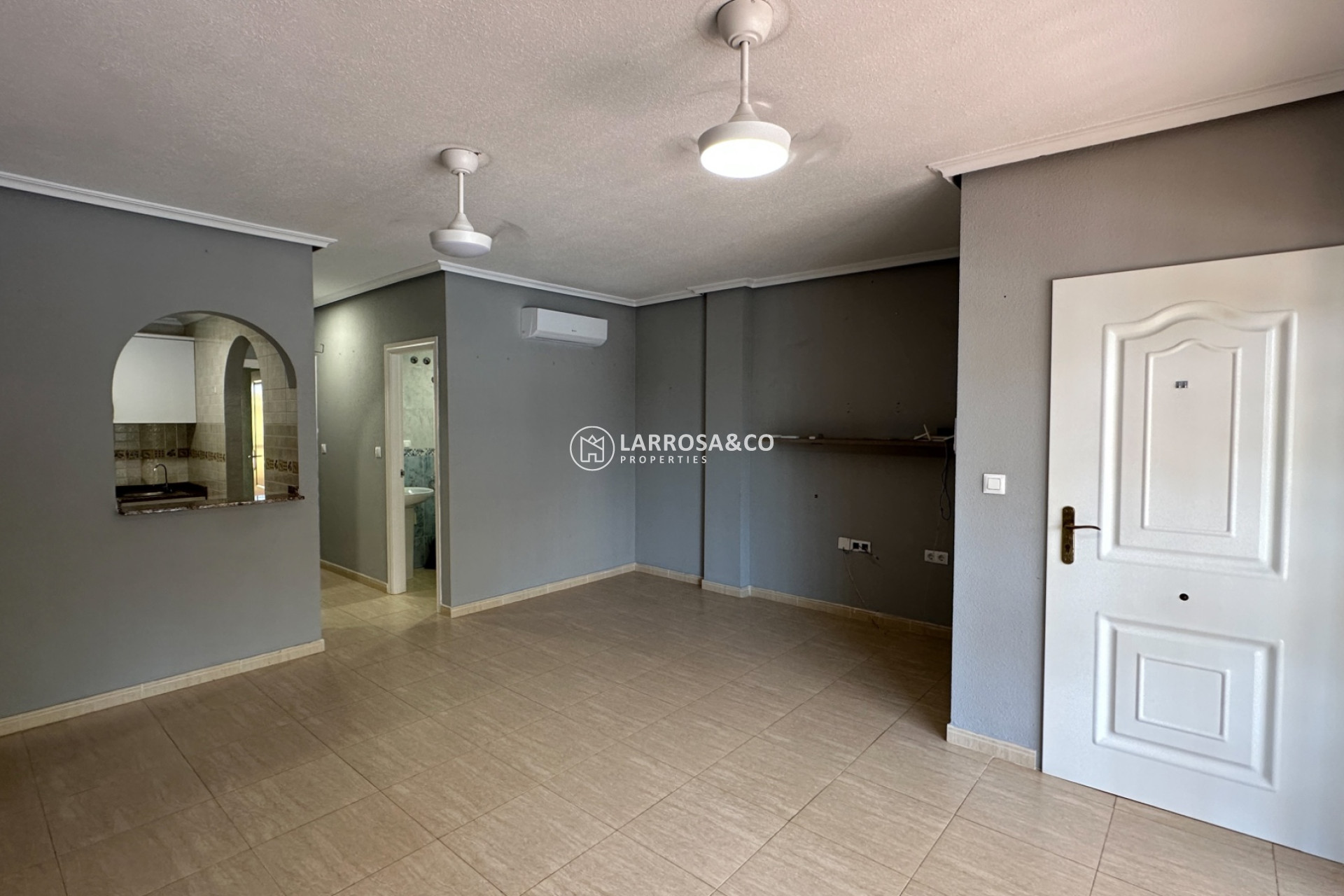 Resale - Bungalow - Daya Nueva - Costa Blanca