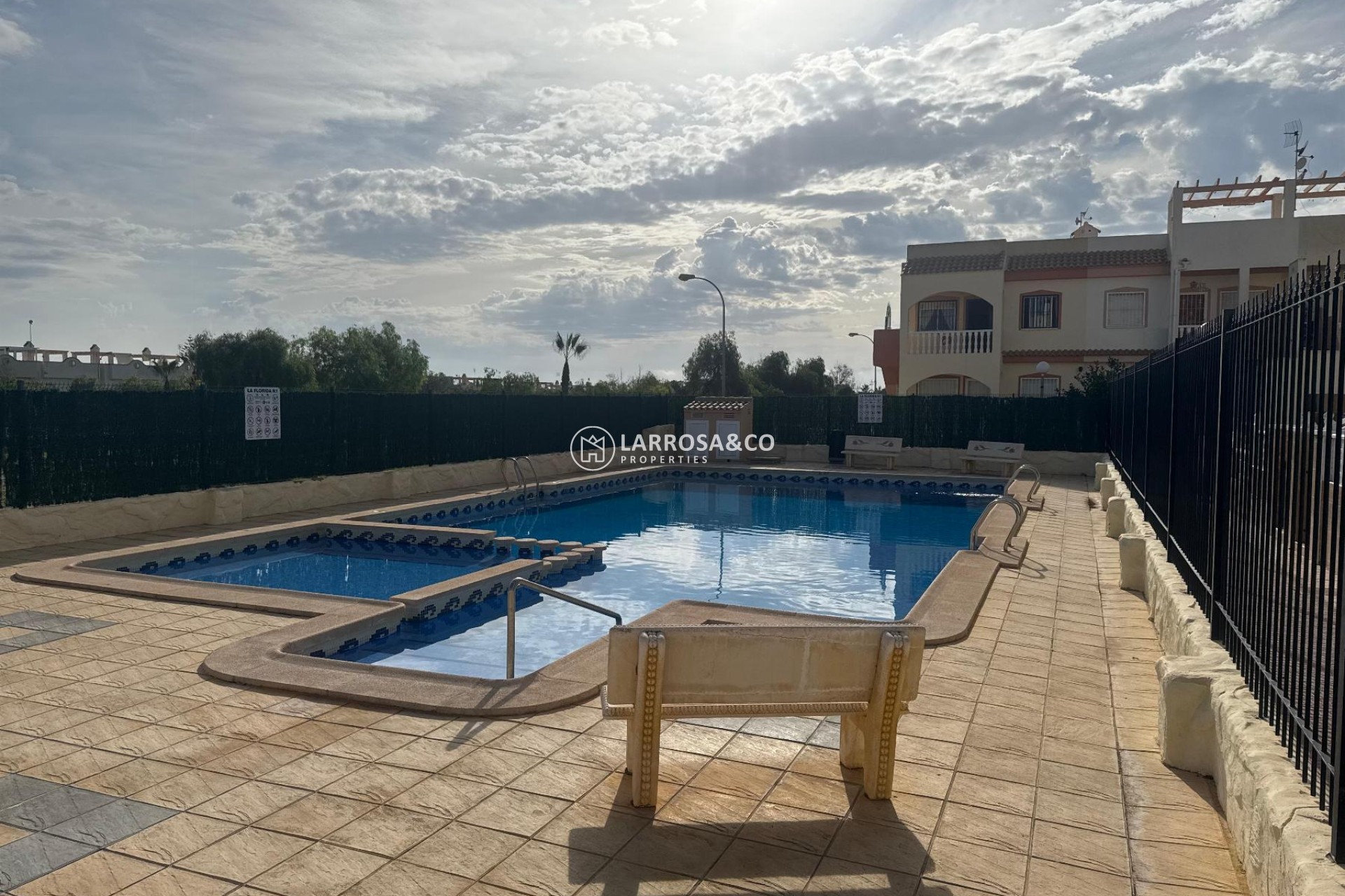 Resale - Bungalow - Orihuela costa - La Florida