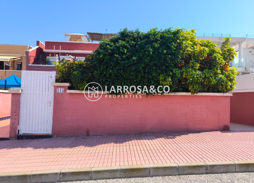 Resale - Bungalow - Orihuela costa - Los Altos