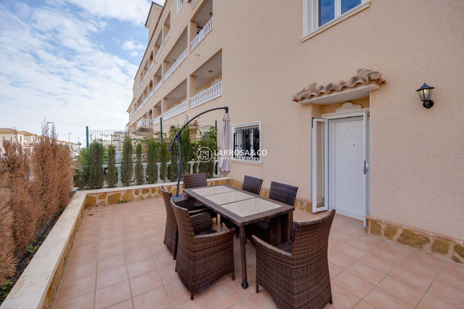 Resale - Bungalow - Orihuela costa - Los Dolses