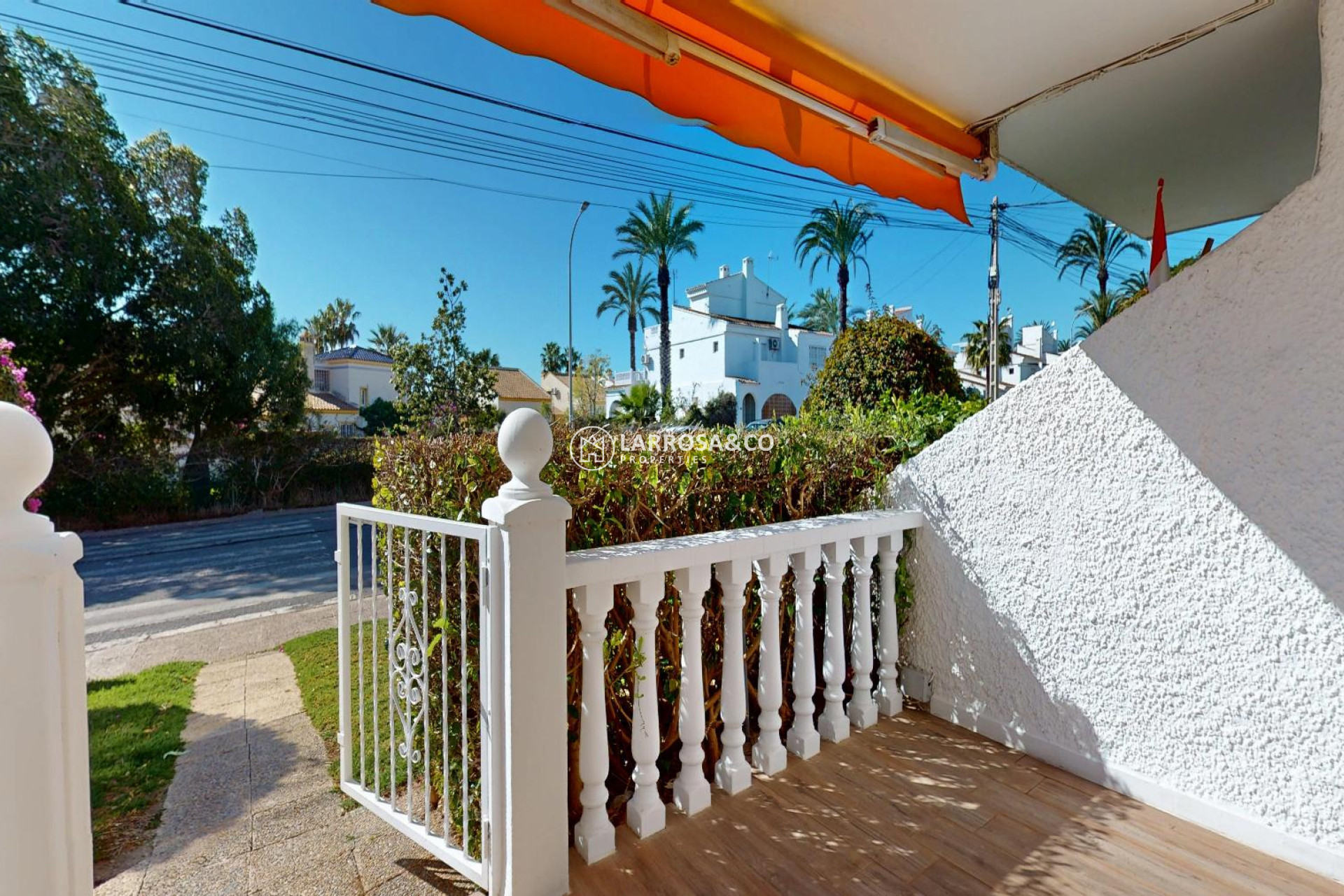 Resale - Bungalow - Orihuela costa - Villamartin 