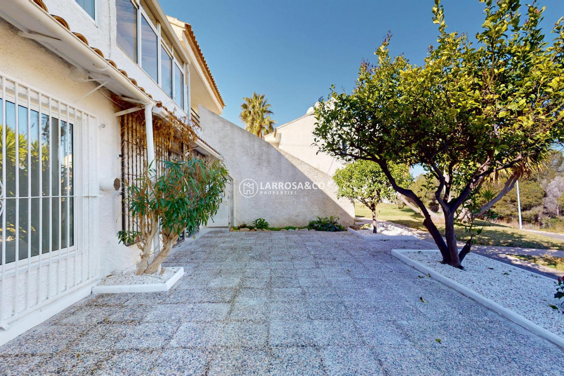 Resale - Bungalow - Orihuela costa - Villamartin 