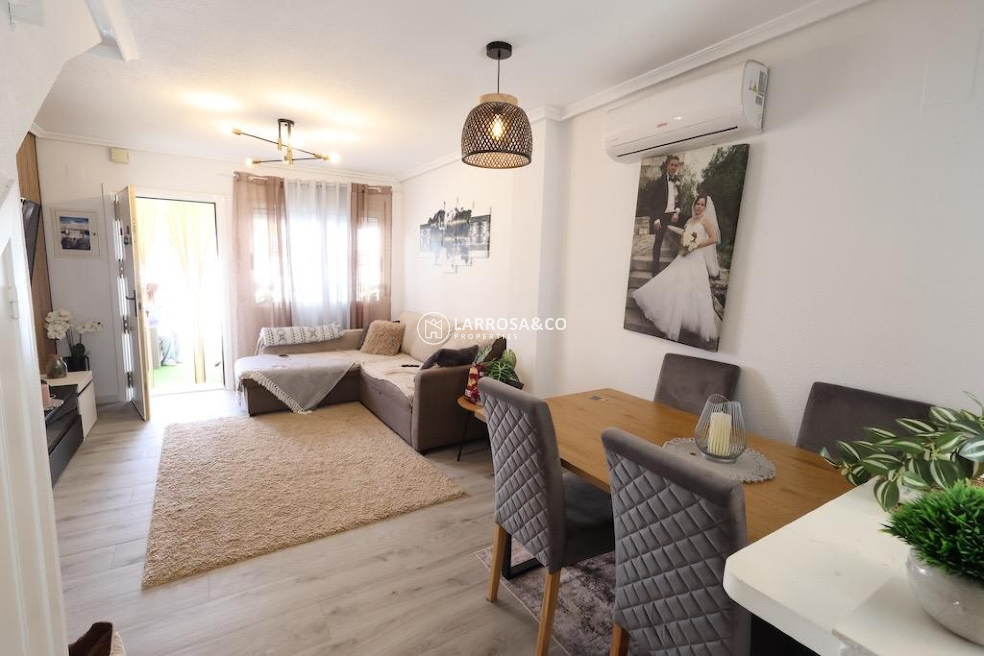 Resale - Bungalow - Pilar de la Horadada - Costa Blanca