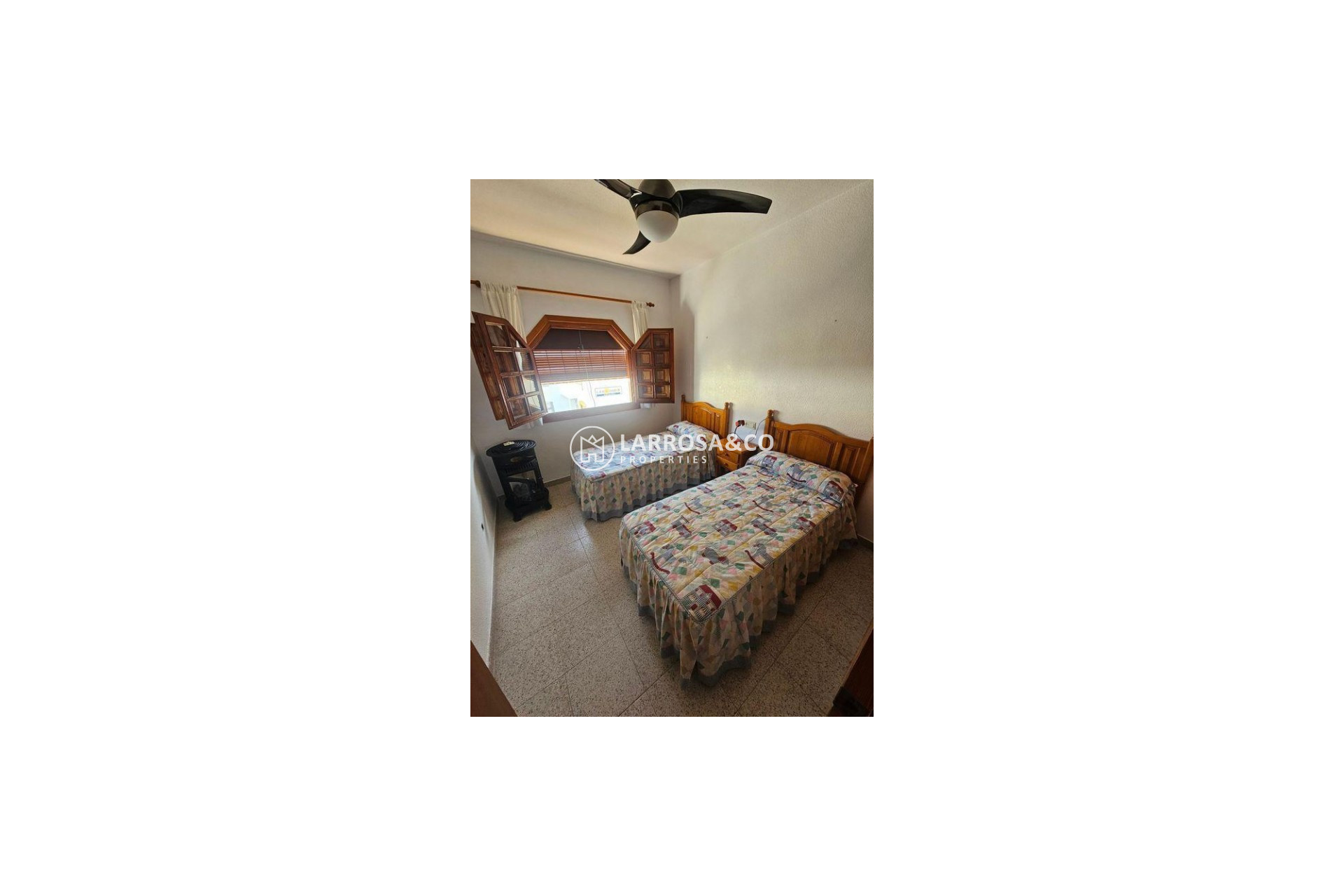 Resale - Bungalow - Pilar de la Horadada - Costa Blanca