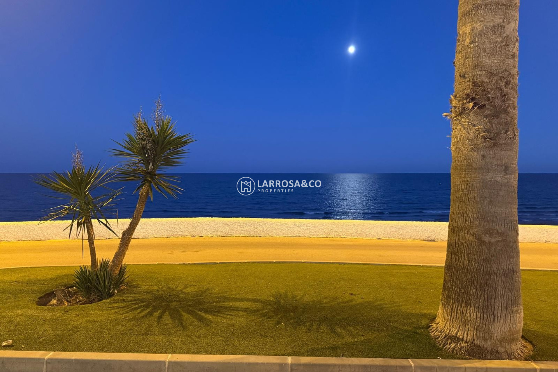 Resale - Bungalow - Pilar de la Horadada - Costa Blanca
