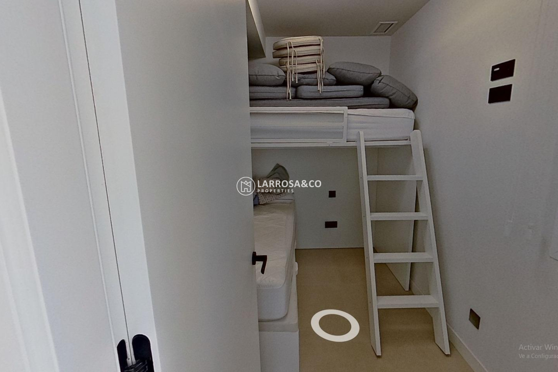 Resale - Bungalow - Pilar de la Horadada - El Mojón