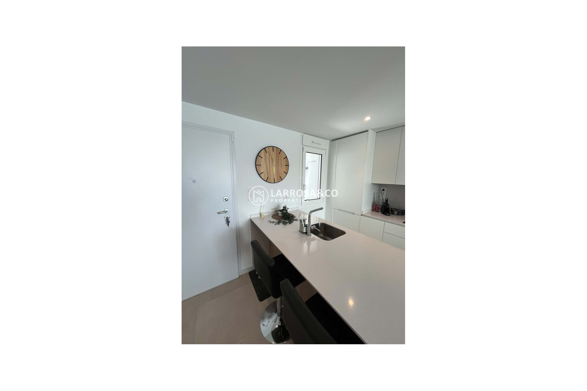 Resale - Bungalow - Pilar de la Horadada - PILAR DE LA HORADADA