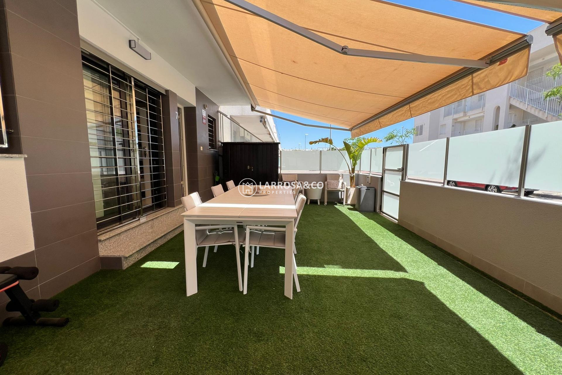 Resale - Bungalow - Pilar de la Horadada - Torre de la Horadada