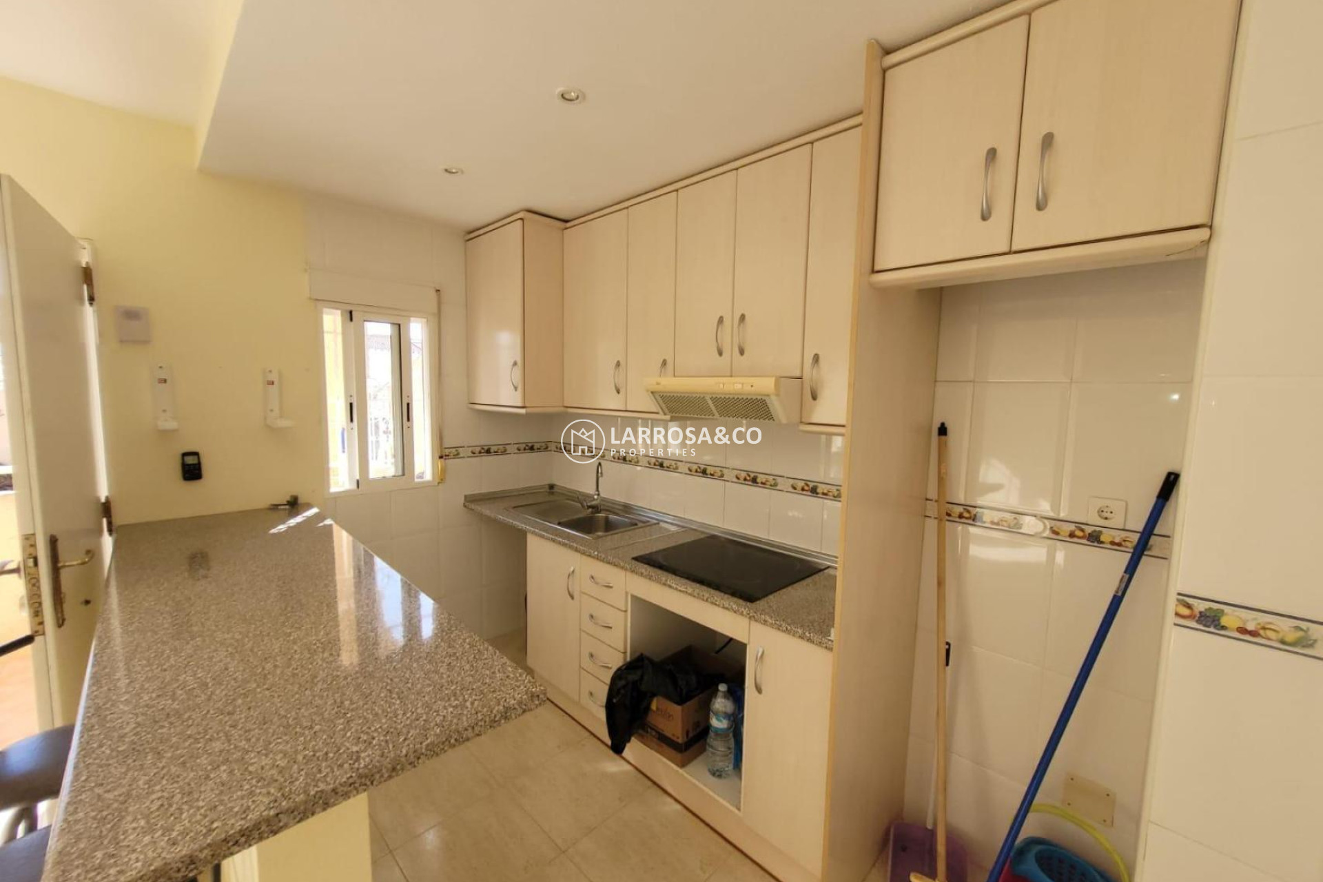 Resale - Bungalow - San Miguel de Salinas - Inland