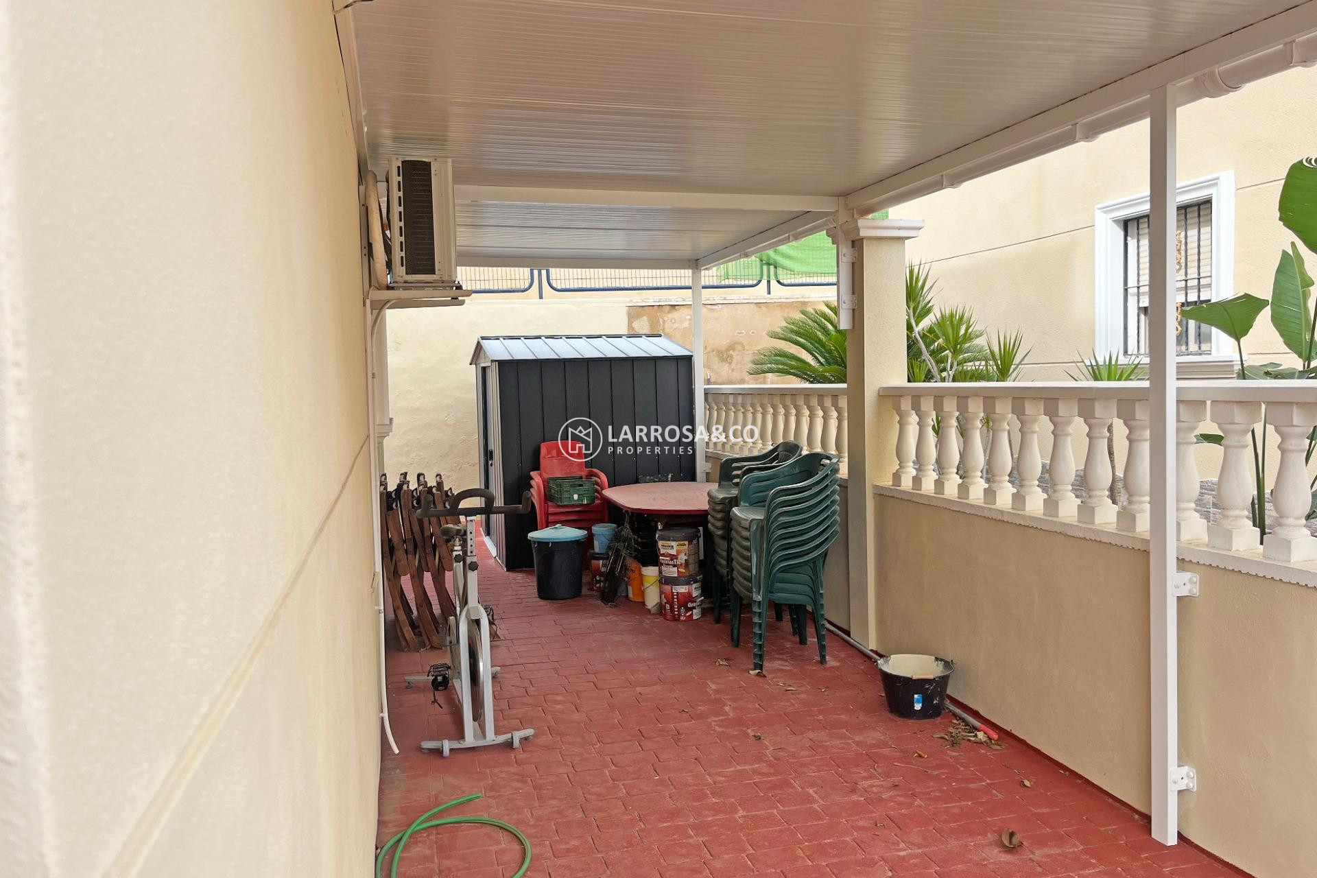 Resale - Bungalow - San Miguel de Salinas - Las Filipinas