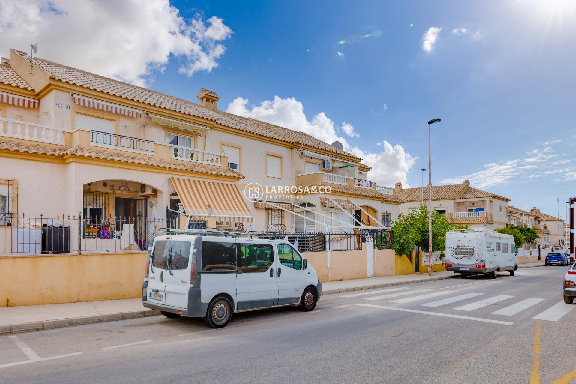 Resale - Bungalow - Torrevieja - Aguas nuevas 2