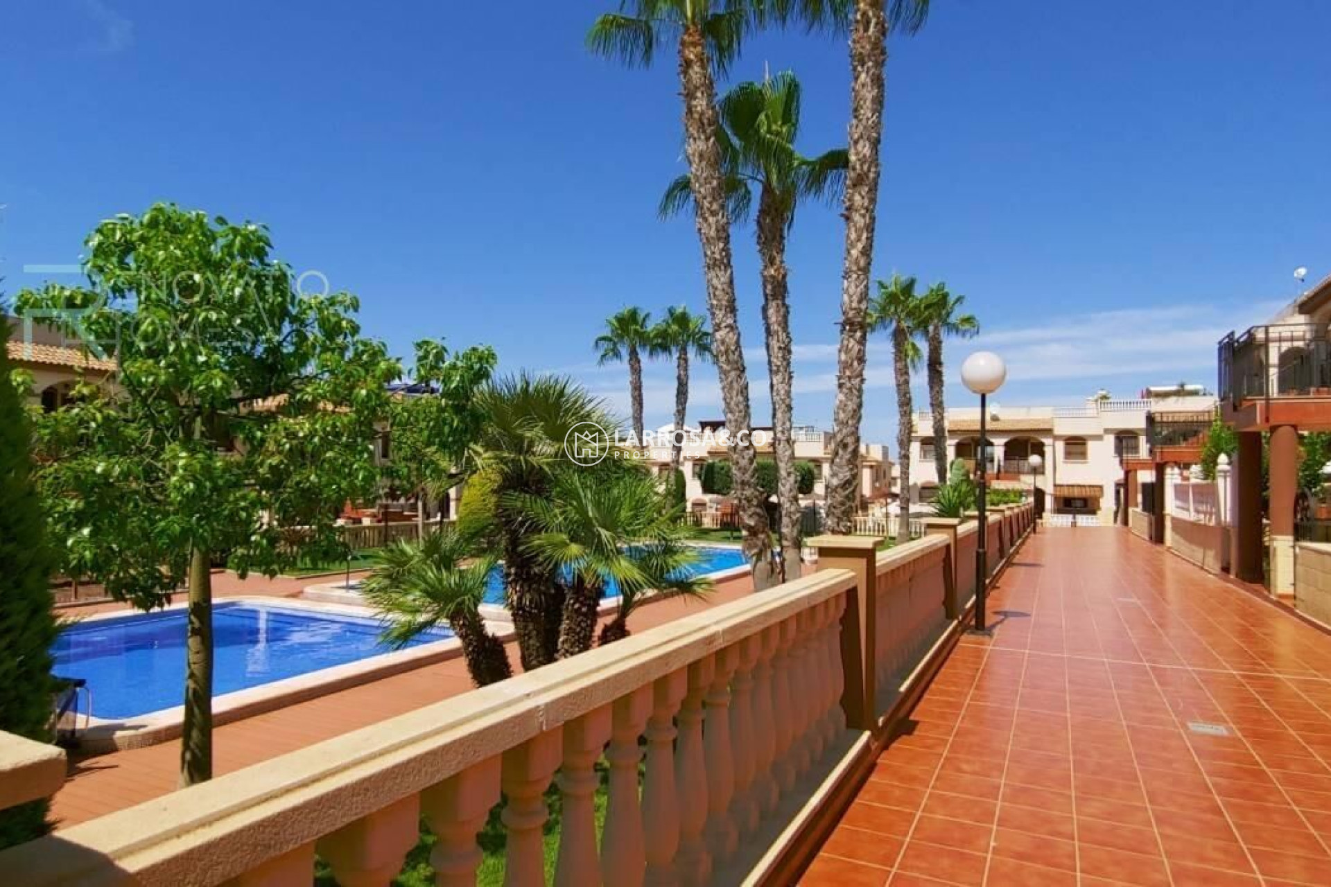 Resale - Bungalow - Torrevieja - Aguas Nuevas