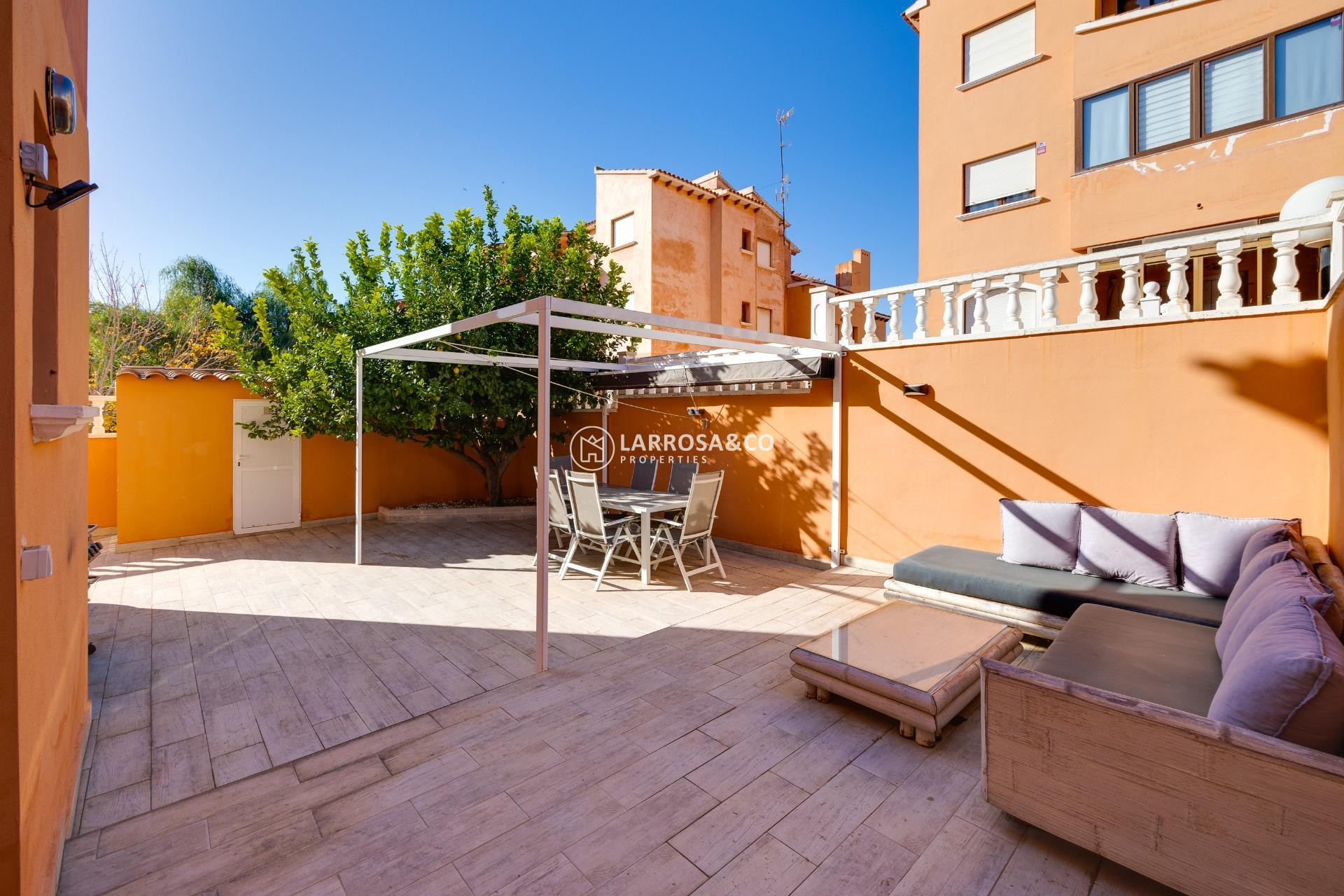 Resale - Bungalow - Torrevieja - Aguas Nuevas