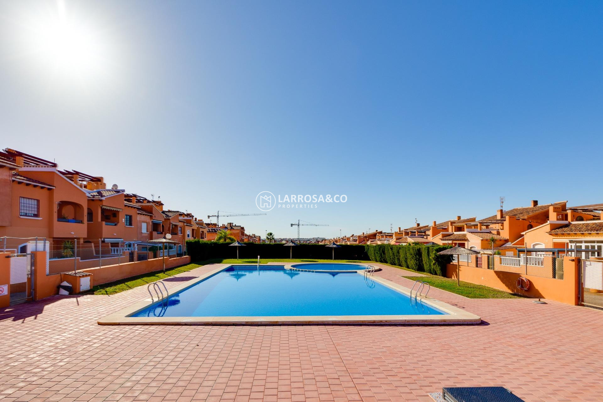 Resale - Bungalow - Torrevieja - Aguas Nuevas
