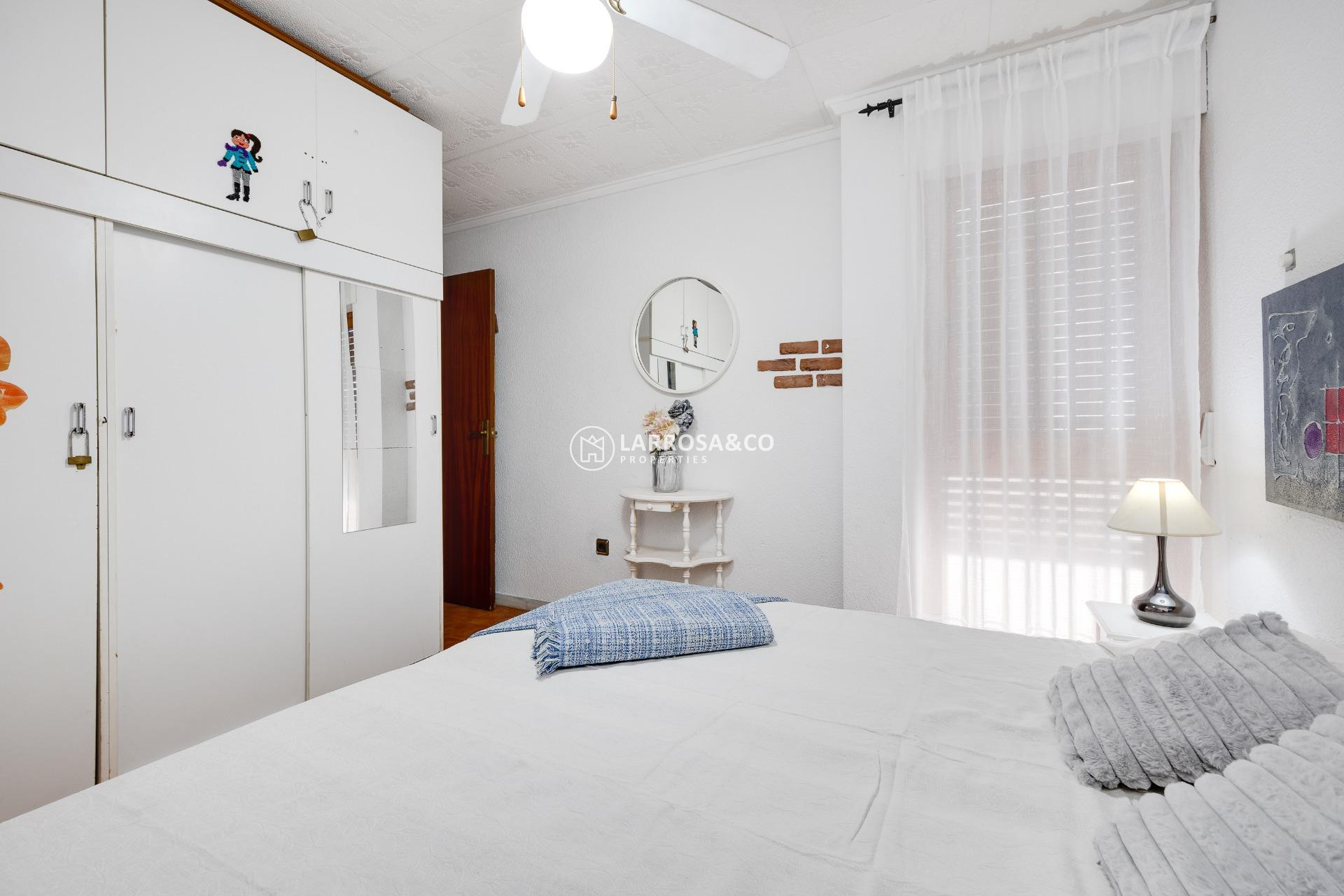 Resale - Bungalow - Torrevieja - Cabo cervera