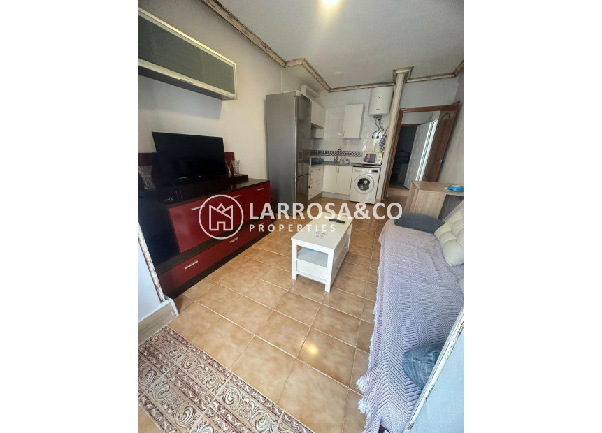 Resale - Bungalow - Torrevieja - Calas blanca