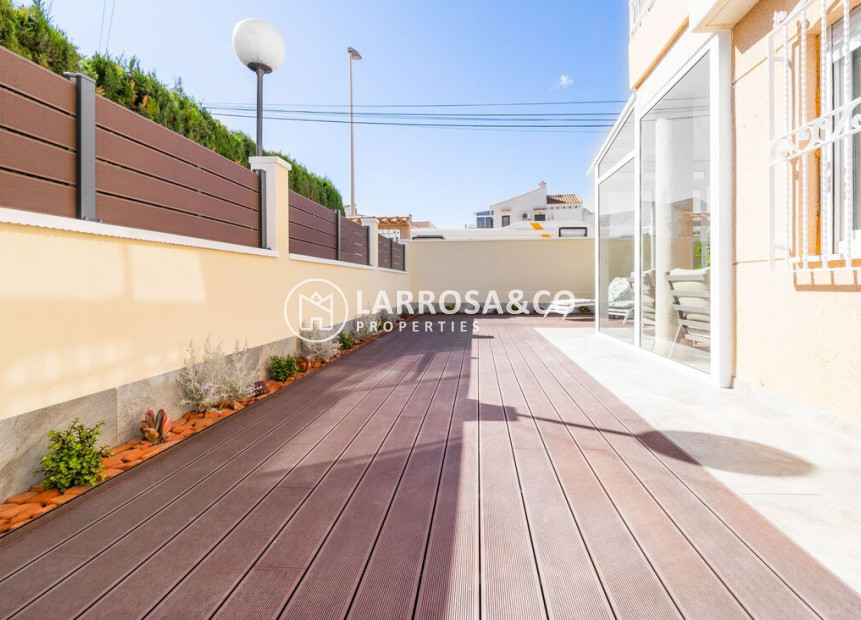 Resale - Bungalow - Torrevieja - Costa Blanca
