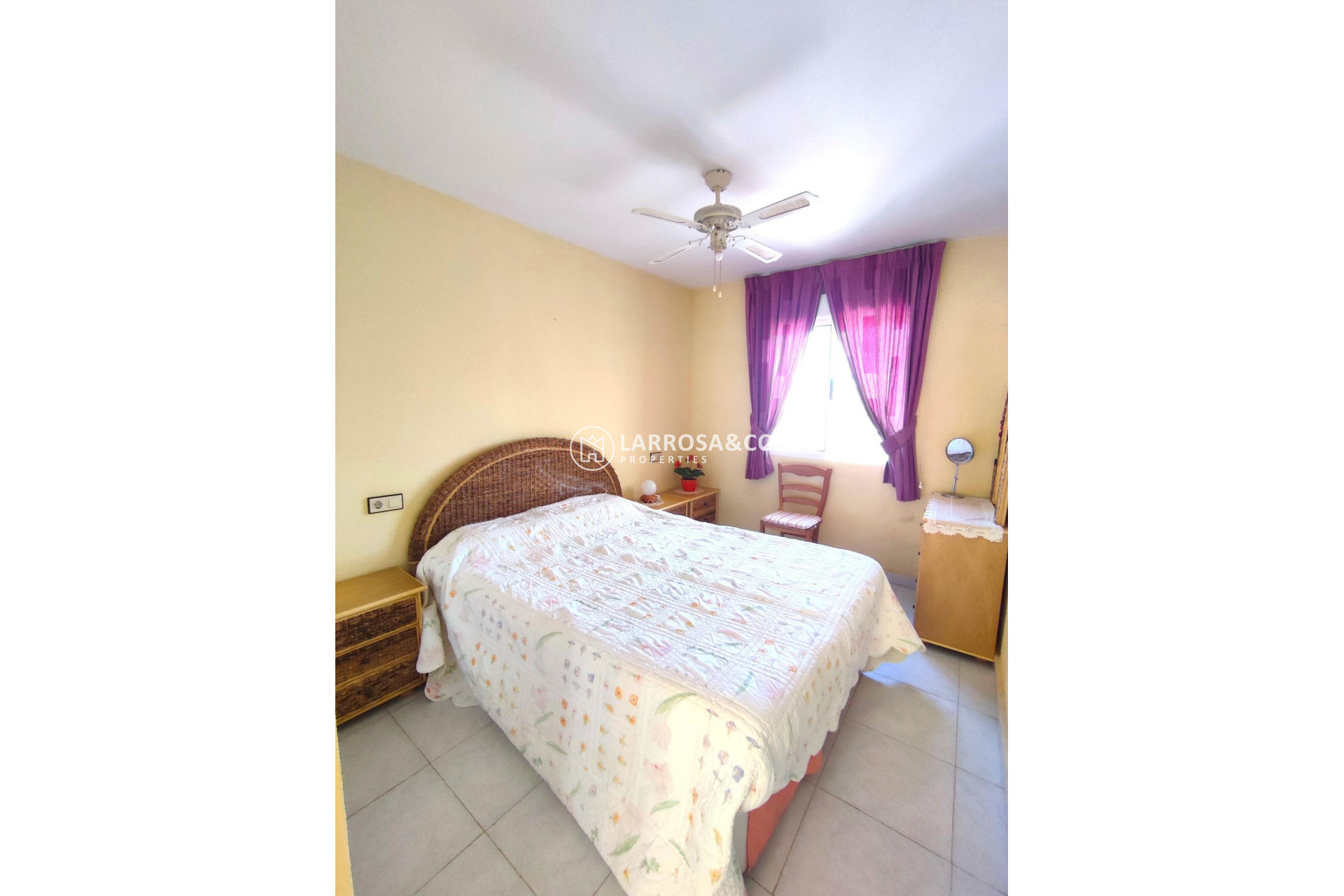 Resale - Bungalow - Torrevieja - Doña ines