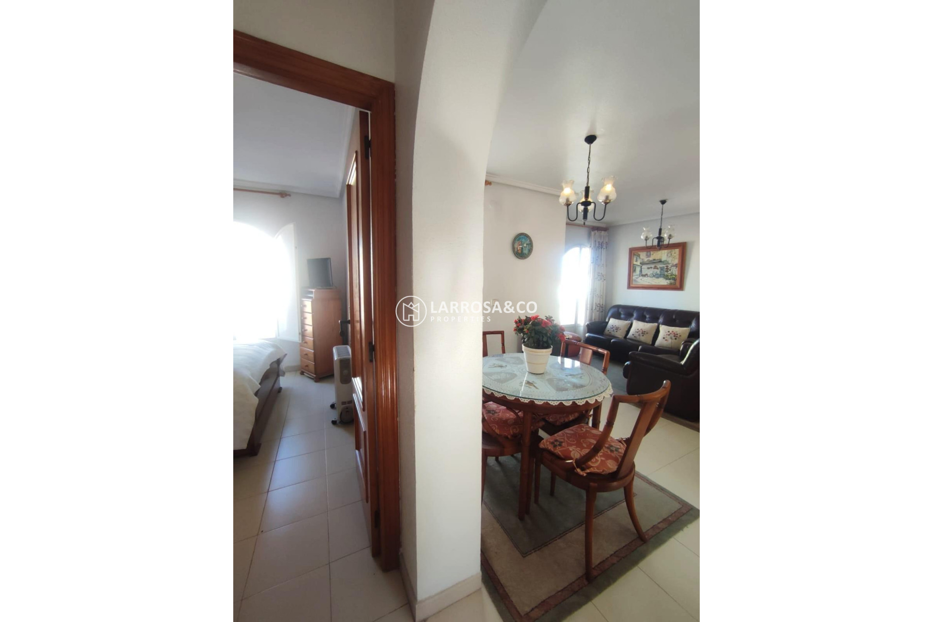 Resale - Bungalow - Torrevieja - Doña ines