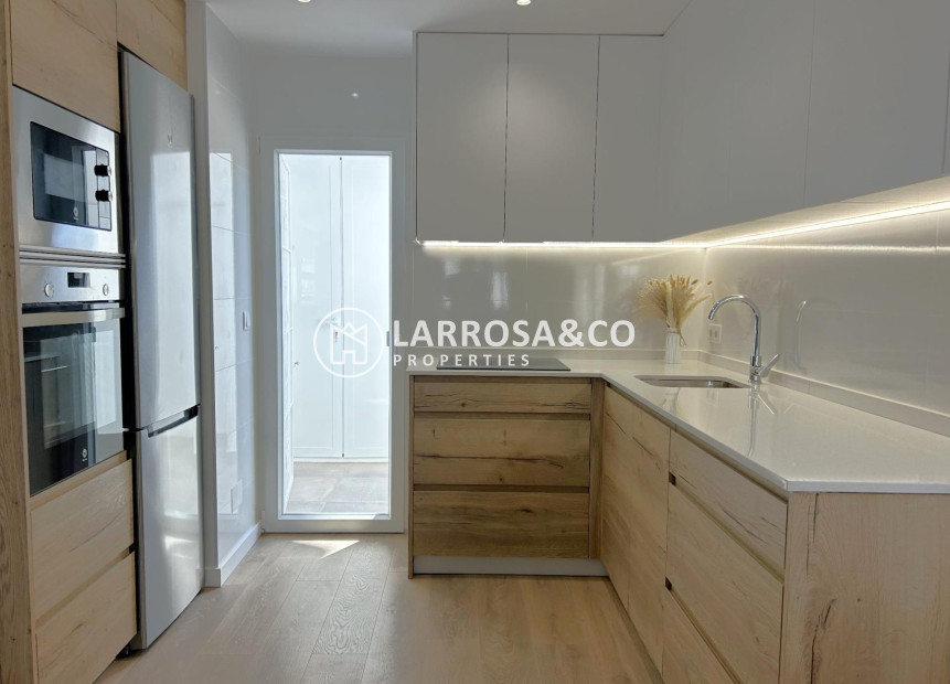 Resale - Bungalow - Torrevieja - El chaparral