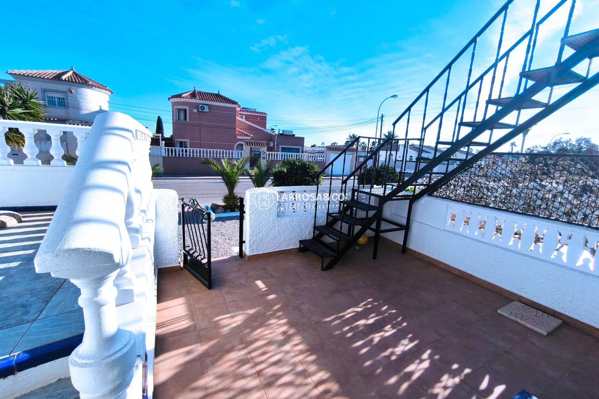 Resale - Bungalow - Torrevieja - La Siesta - El Salado - Torreta