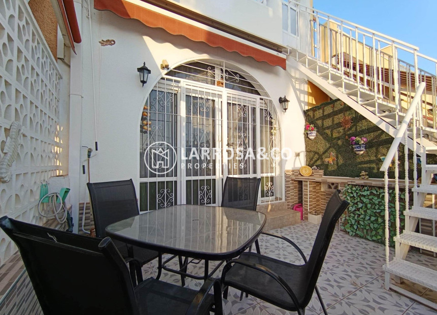 Resale - Bungalow - Torrevieja - La Siesta - El Salado - Torreta