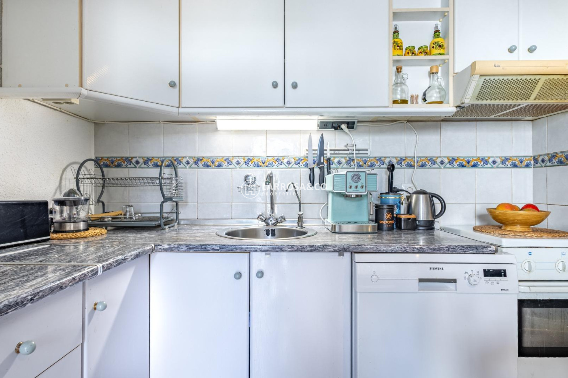 Resale - Bungalow - Torrevieja - La Siesta - El Salado - Torreta