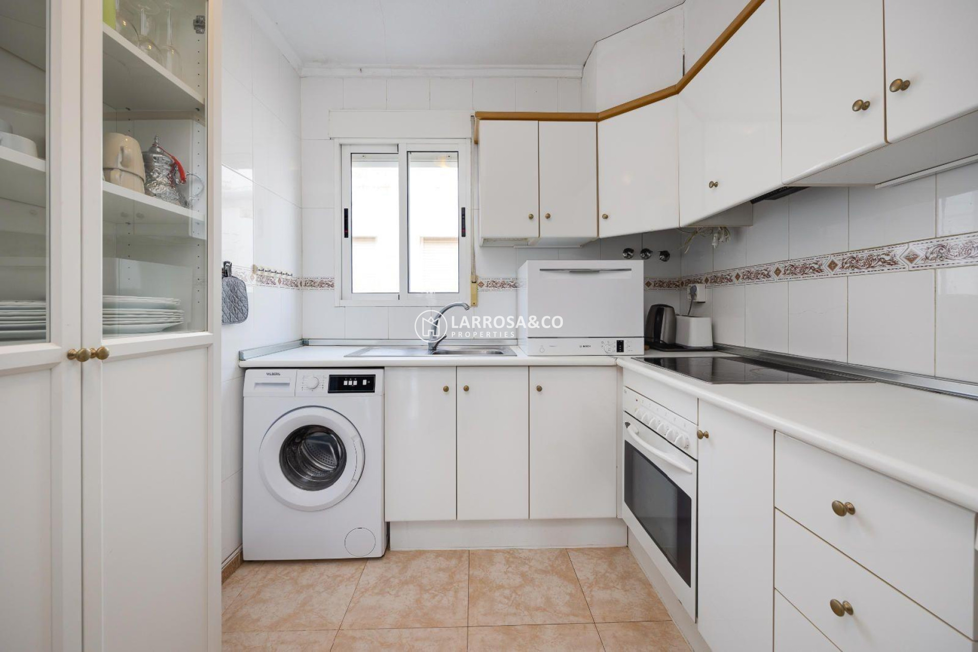 Resale - Bungalow - Torrevieja - La Siesta - El Salado - Torreta