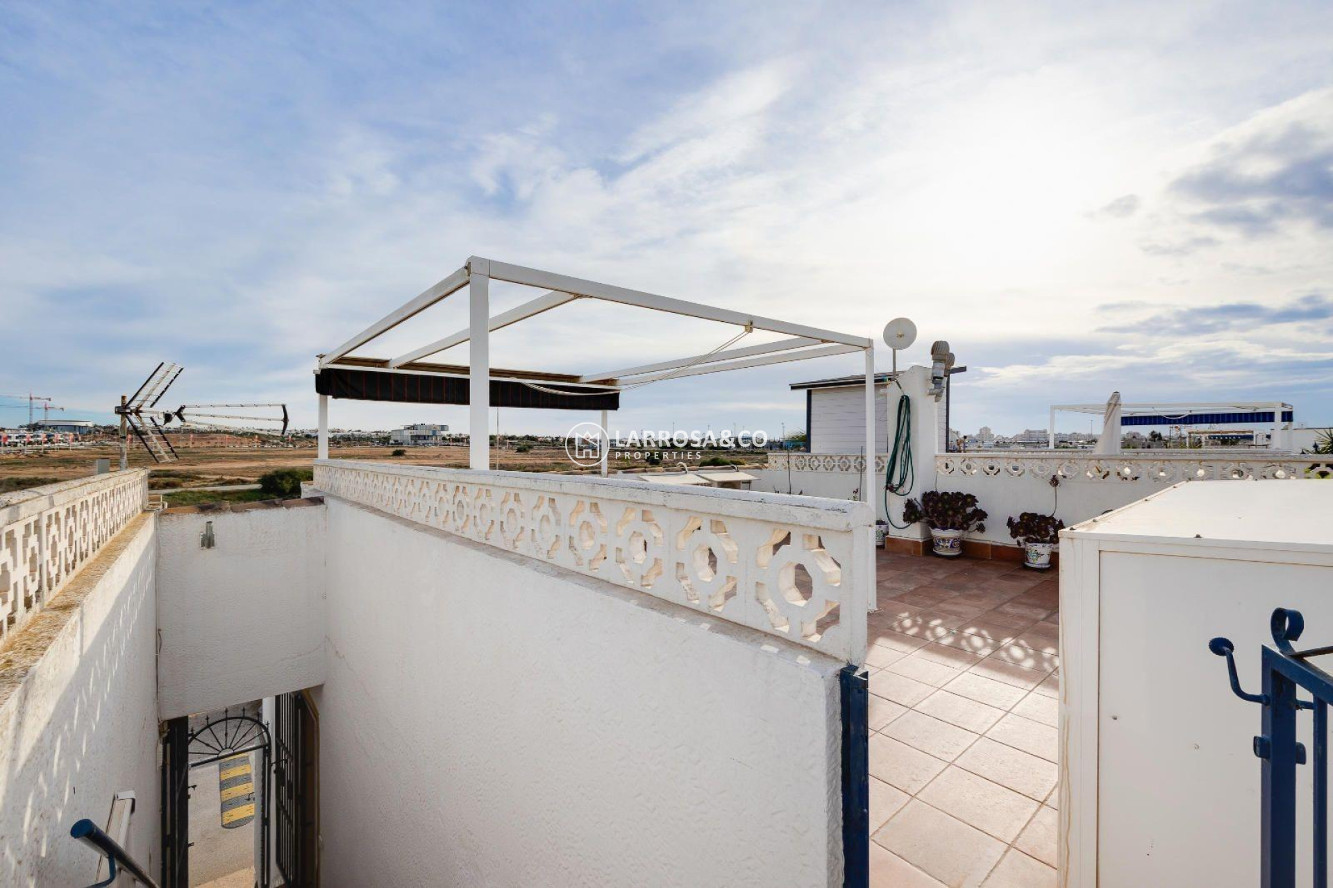 Resale - Bungalow - Torrevieja - La Siesta - El Salado - Torreta