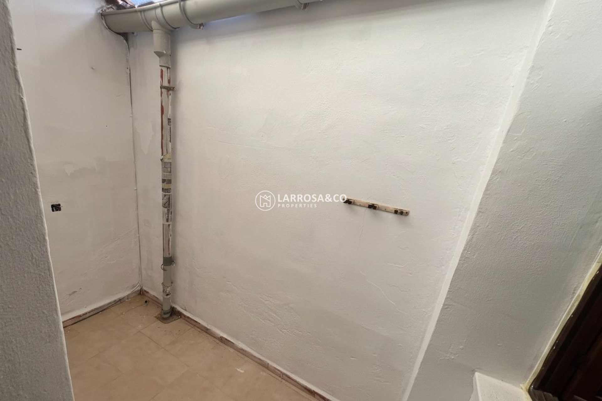 Resale - Bungalow - Torrevieja - La Siesta - El Salado - Torreta