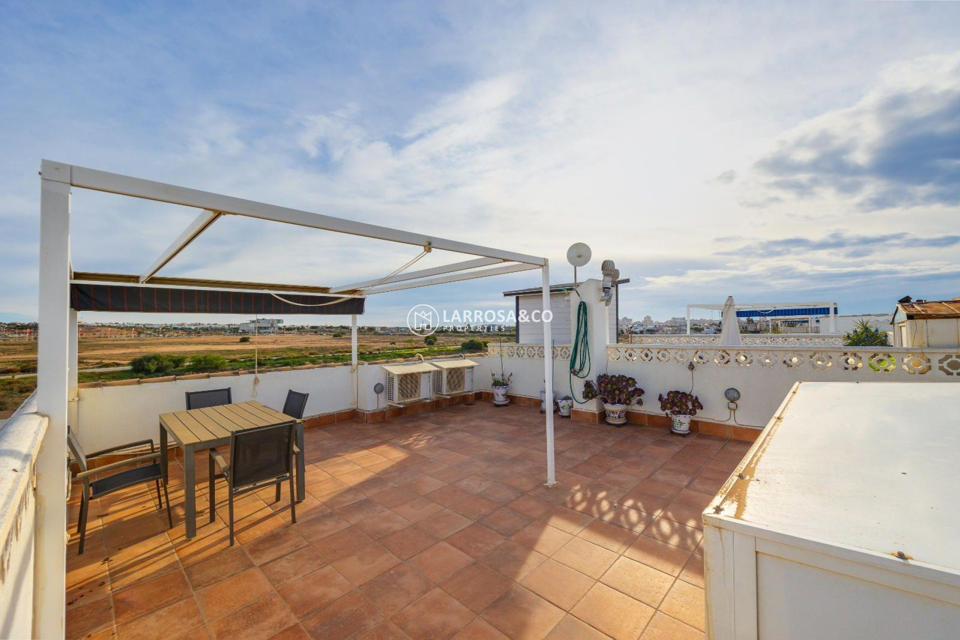 Resale - Bungalow - Torrevieja - La Siesta - El Salado - Torreta