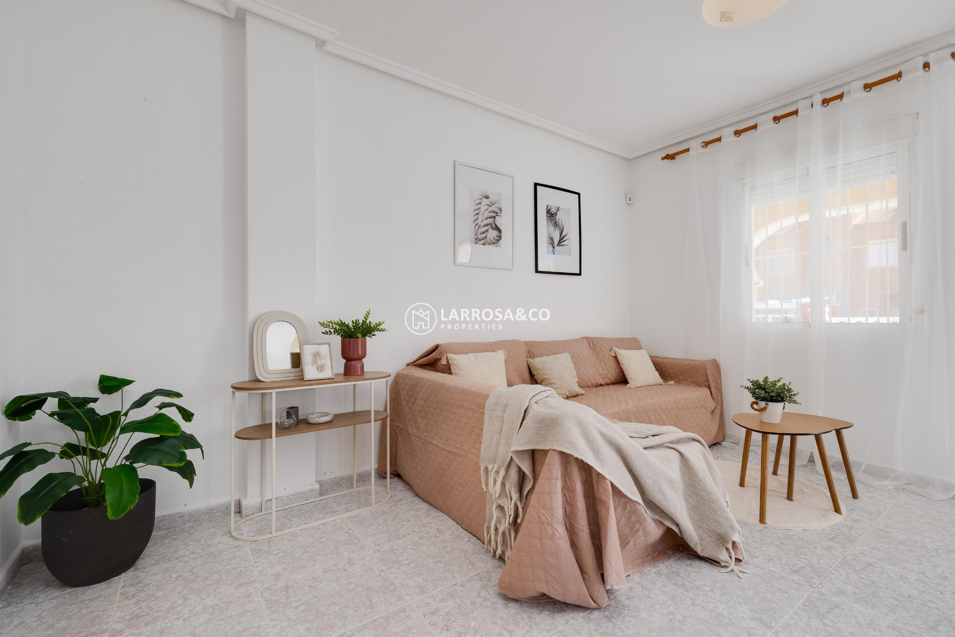 Resale - Bungalow - Torrevieja - Los Frutales