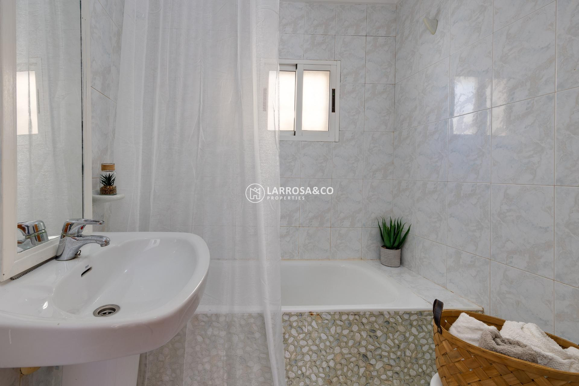 Resale - Bungalow - Torrevieja - Los Frutales