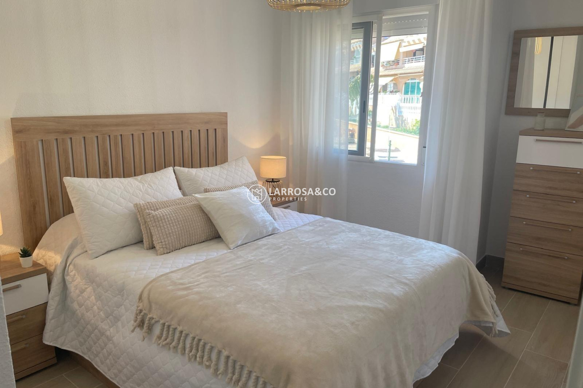 Resale - Bungalow - Torrevieja - Miramar - Torre del Moro