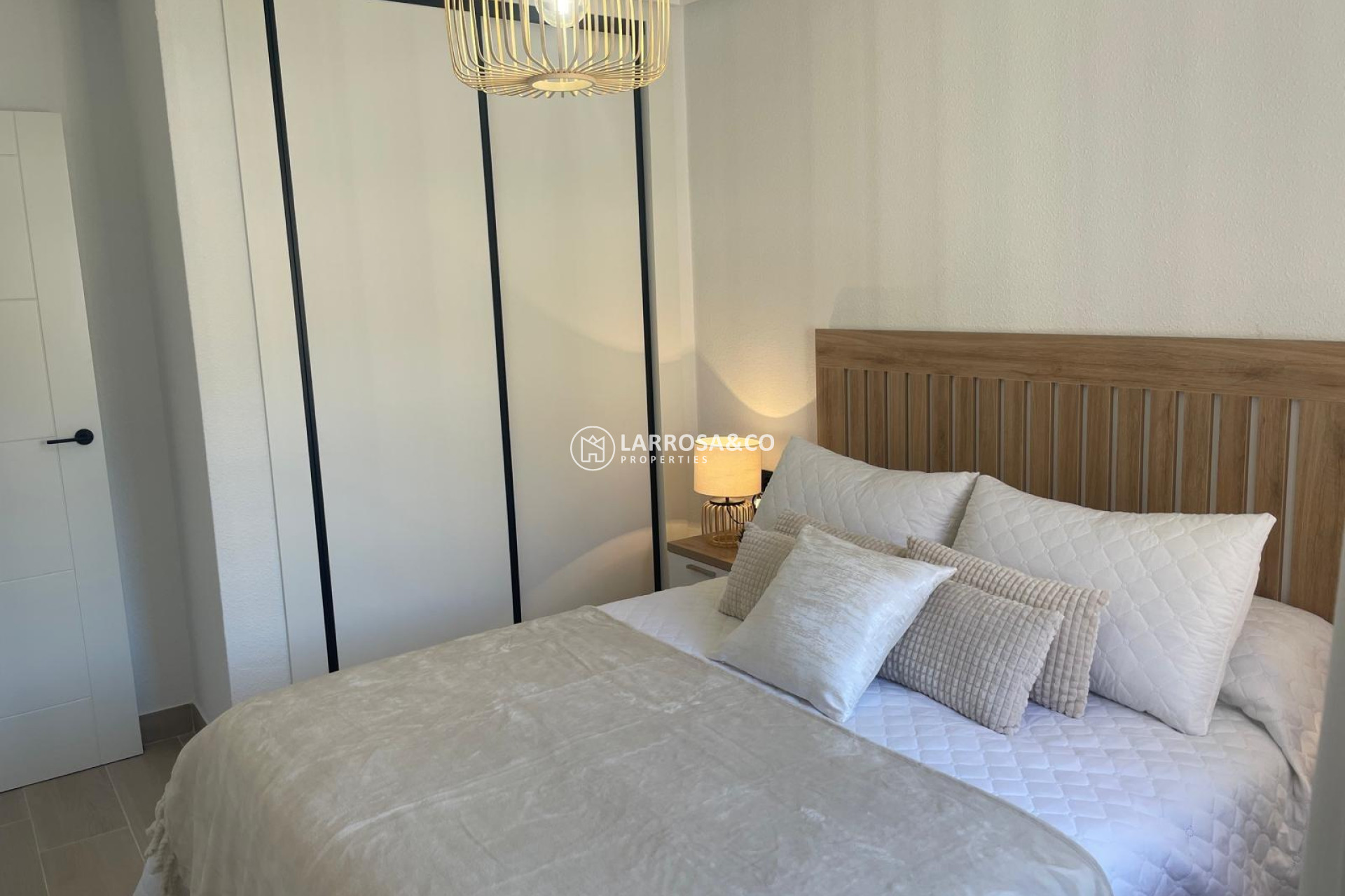 Resale - Bungalow - Torrevieja - Miramar - Torre del Moro