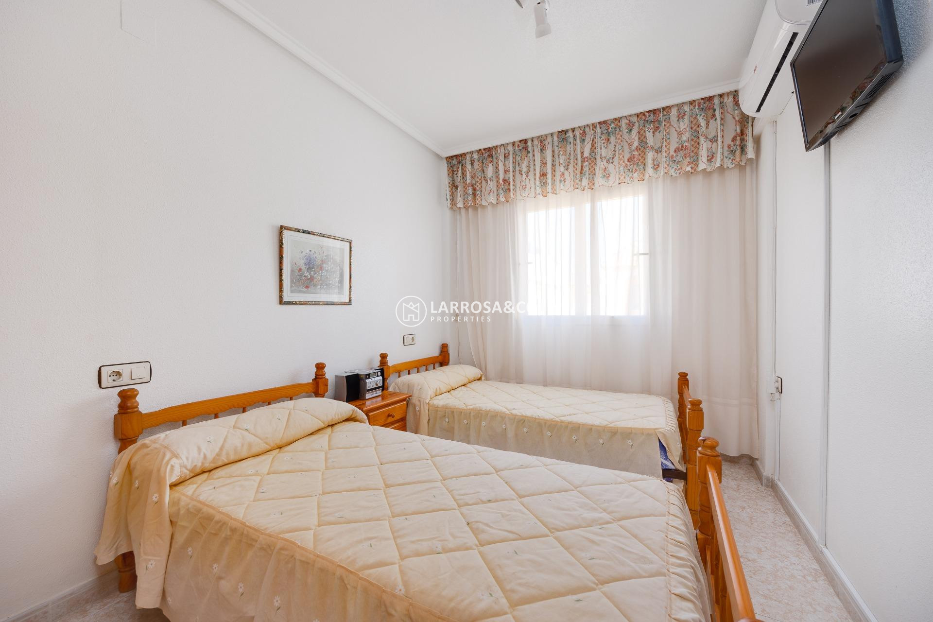 Resale - Bungalow - Torrevieja - Parque de las Naciones