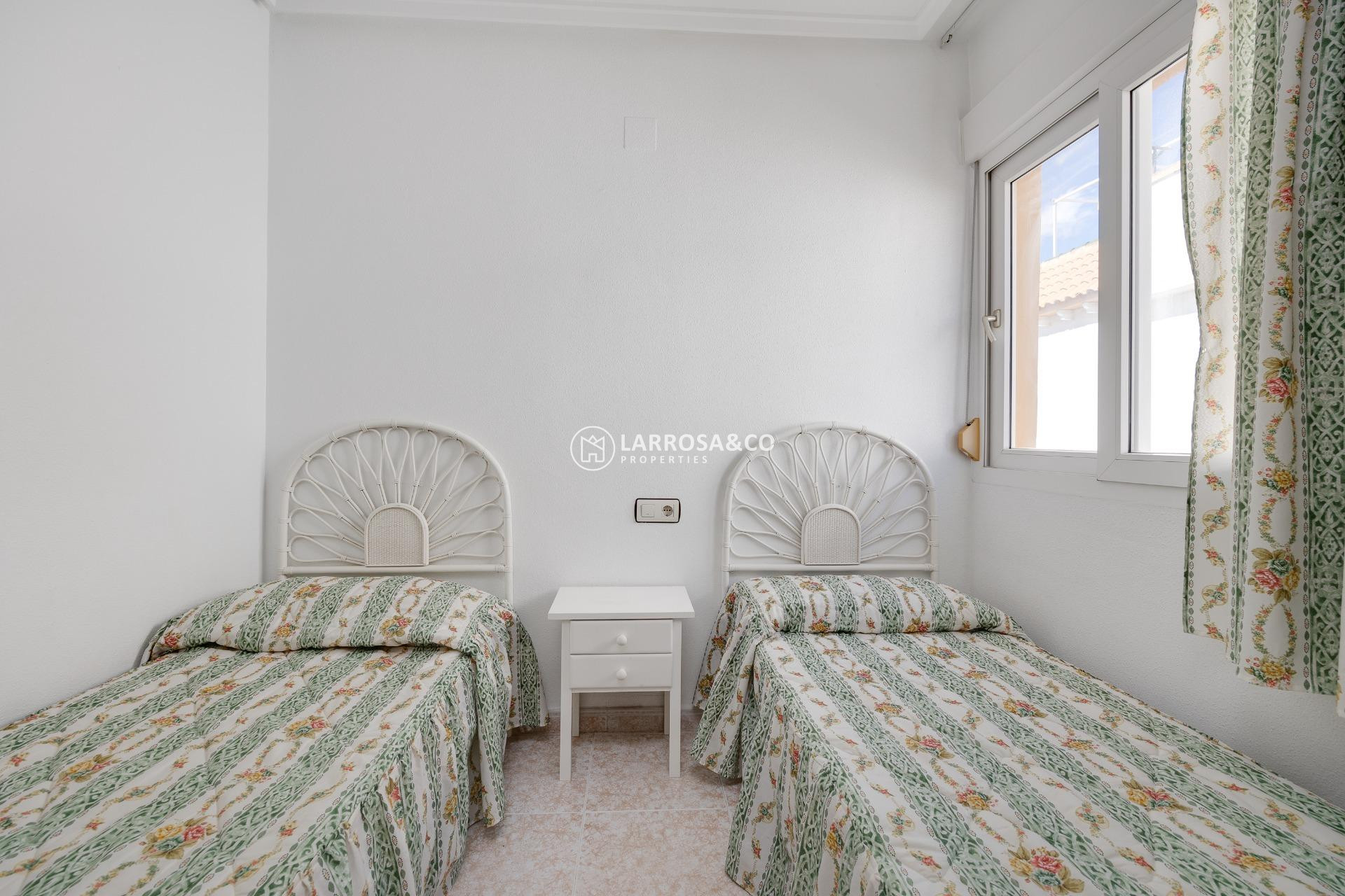 Resale - Bungalow - Torrevieja - Parque de las Naciones