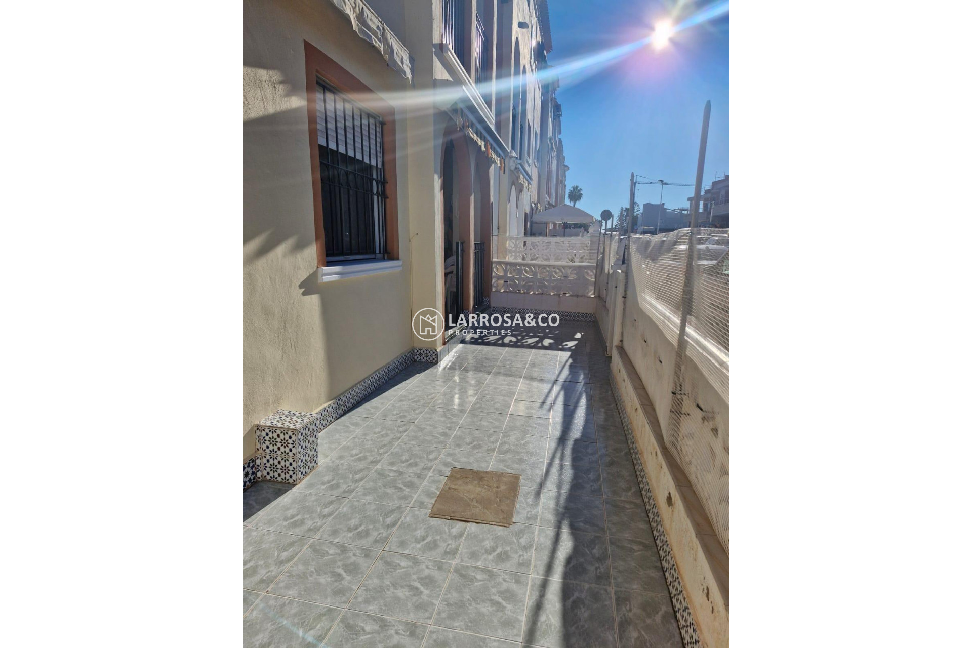 Resale - Bungalow - Torrevieja - Playa de los Naufragos