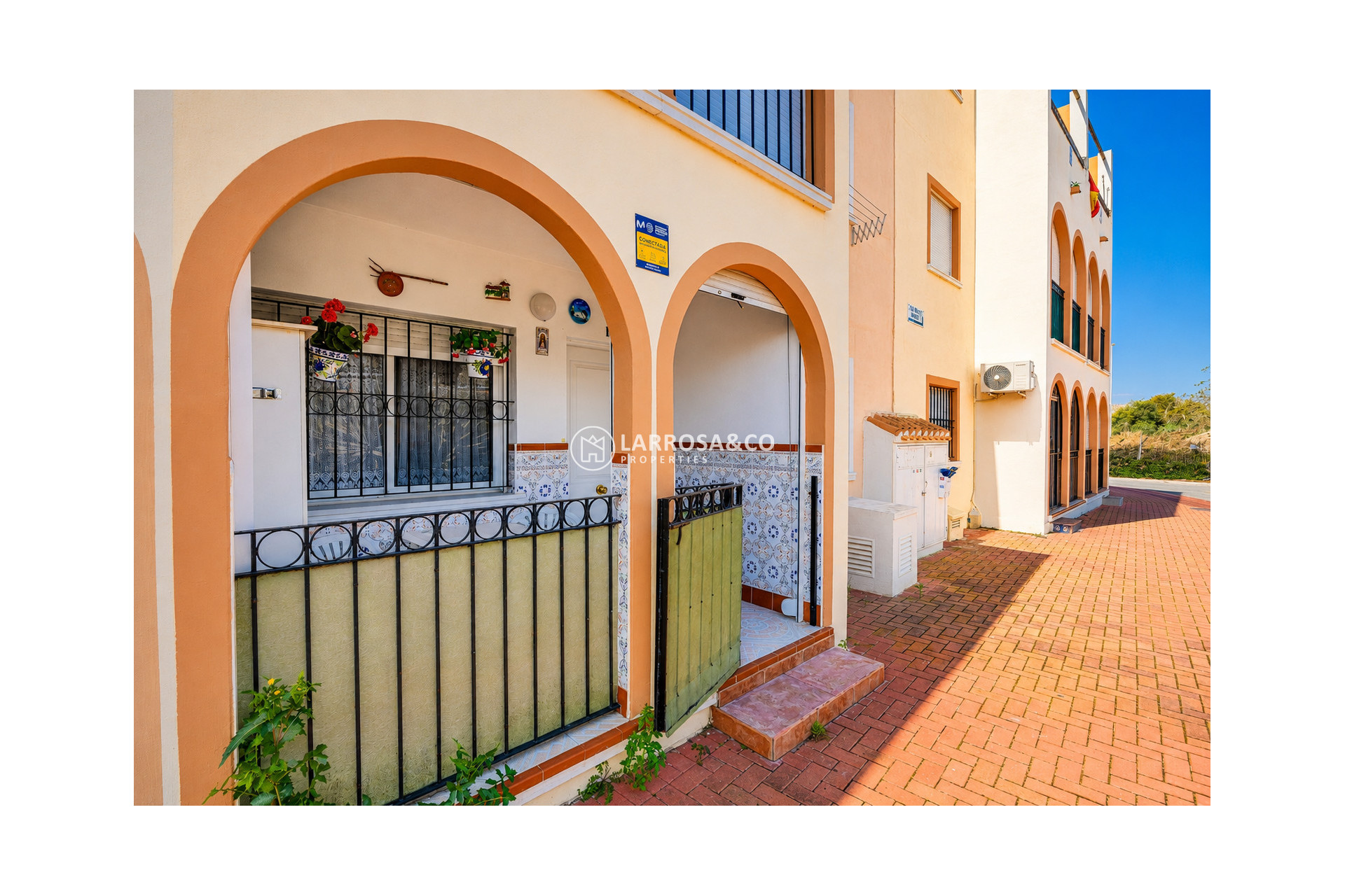 Resale - Bungalow - Torrevieja - Playa de los Naufragos